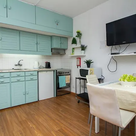 Bayview Old Town Apartment